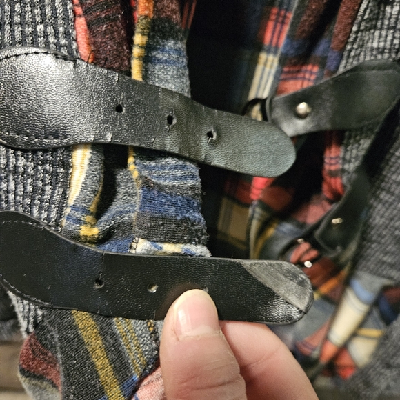 Womens Size Small top by Dressfo - Picture 5 of 5